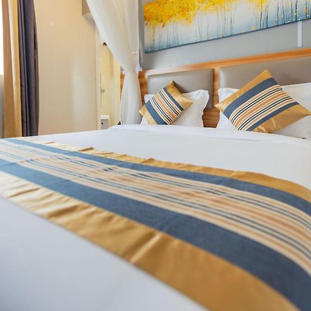 Raha Hotel & Suites Nairobi Zewnętrze zdjęcie