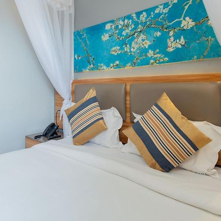 Raha Hotel & Suites Nairobi Zewnętrze zdjęcie
