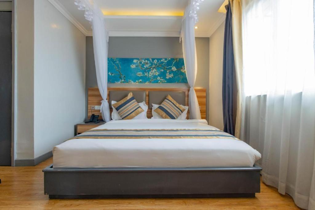 Raha Hotel & Suites Nairobi Zewnętrze zdjęcie